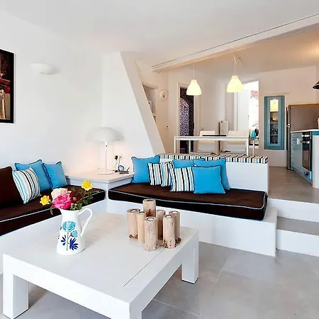 Anema Boutique & Santorini מלון