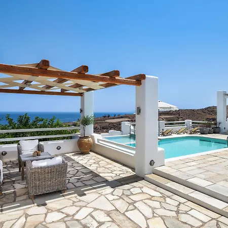 Anema Boutique & Santorini 4* Vourvoulos