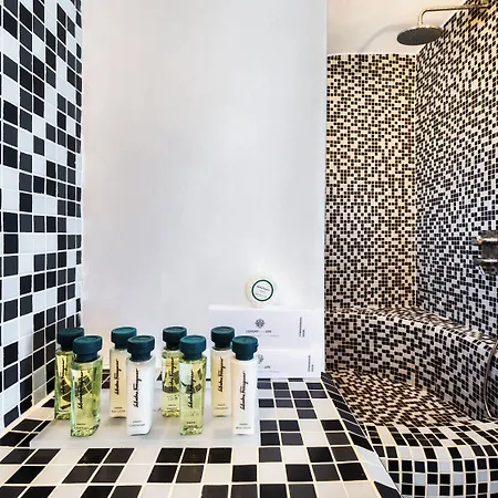 Anema Boutique & Santorini 4*