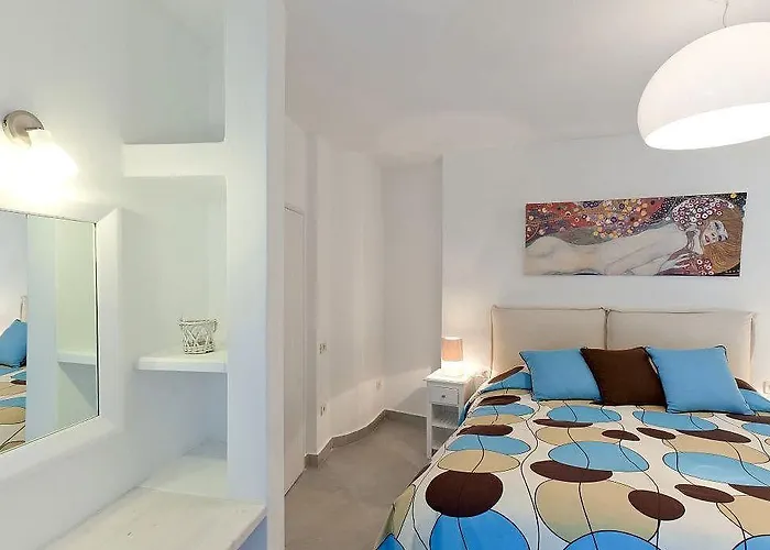 Anema Boutique & Santorini Otel Vourvoúlos