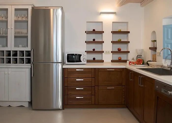 Anema Santorini Luxury Suites&villas 4*