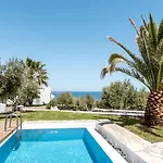 Anema Boutique & Santorini מלון