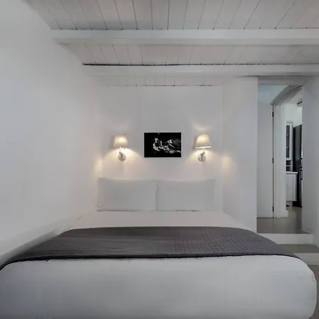 Anema Boutique & Santorini 4* Vourvoulos