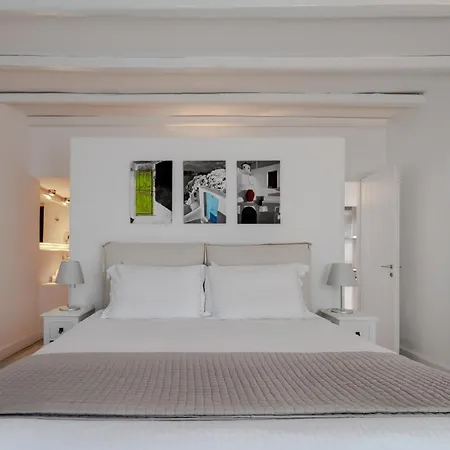 Anema Boutique & Santorini 4*