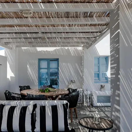 Anema Boutique & Santorini 4* Vourvoulos