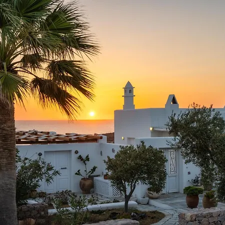 Anema Boutique & Santorini Hotel