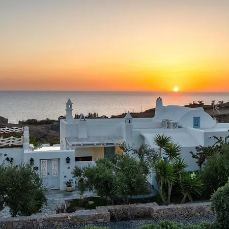Hotel Anema Boutique & Santorini 4*