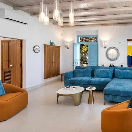 Anema Boutique & Santorini 4*