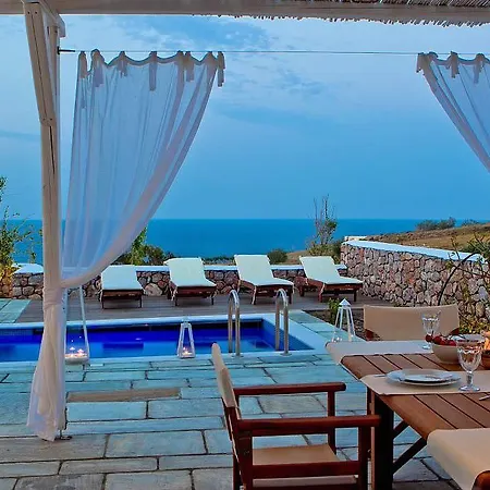 Anema Boutique & Santorini 4*