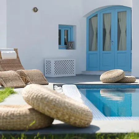 Anema Boutique & Santorini Vourvoulos