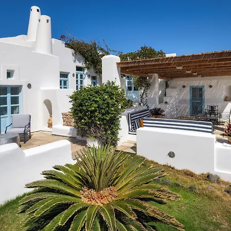 Отель Anema Boutique & Santorini 4*