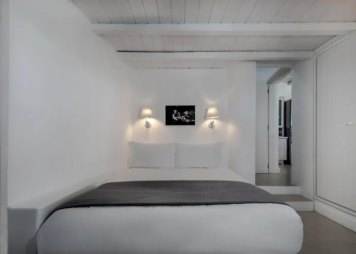 Anema Boutique & Santorini 4* Vourvoulos