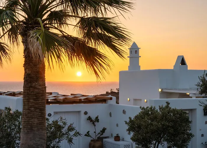 Anema Boutique & Santorini