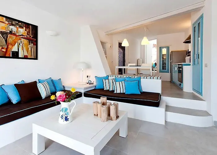 Anema Boutique & Santorini Hotel