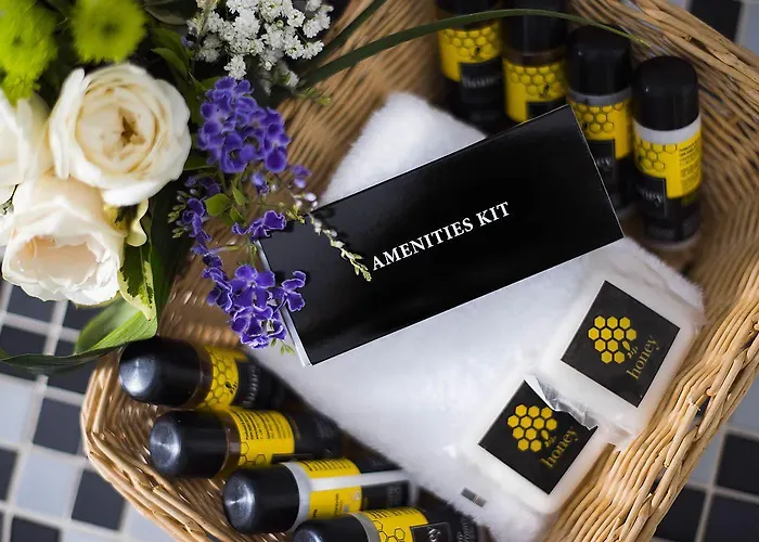 Anema Boutique & Santorini