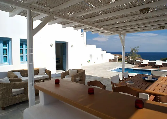 Hotel Anema Boutique & Santorini 4*