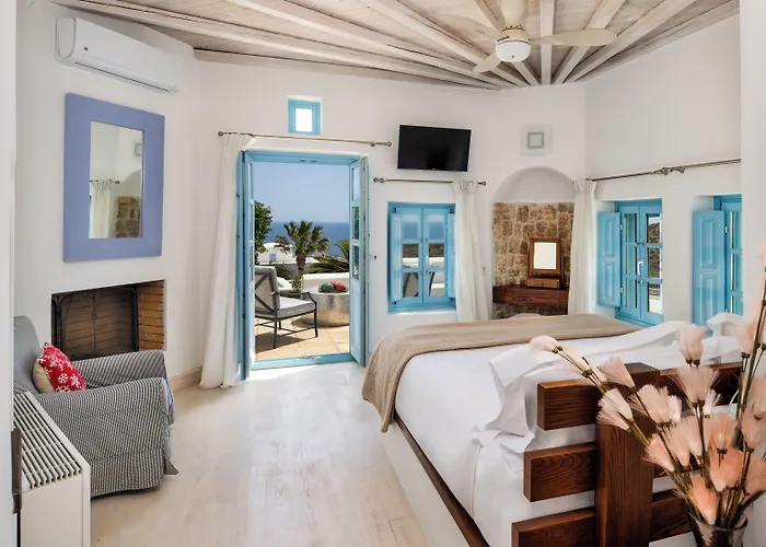 Anema Boutique & Santorini Vourvoulos