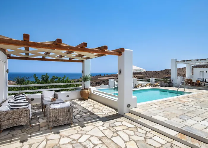 Anema Boutique & Santorini 4* Vourvoulos