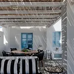 Anema Boutique & Santorini 4* Vourvoúlos